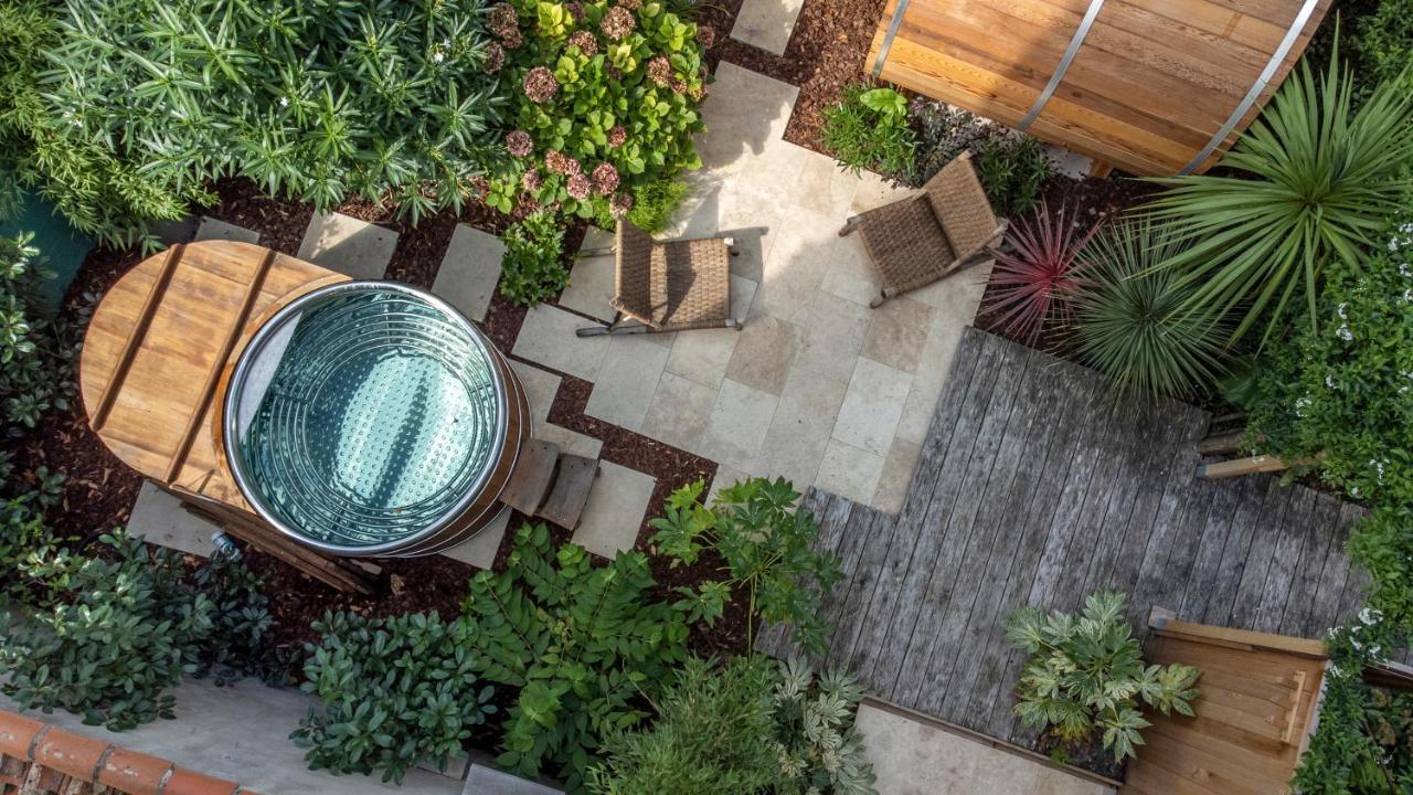 Escale Rochelaise, Gite Urbain Avec Spa Bain Nordique Et Sauna Tonneau Ла-Рошель Экстерьер фото