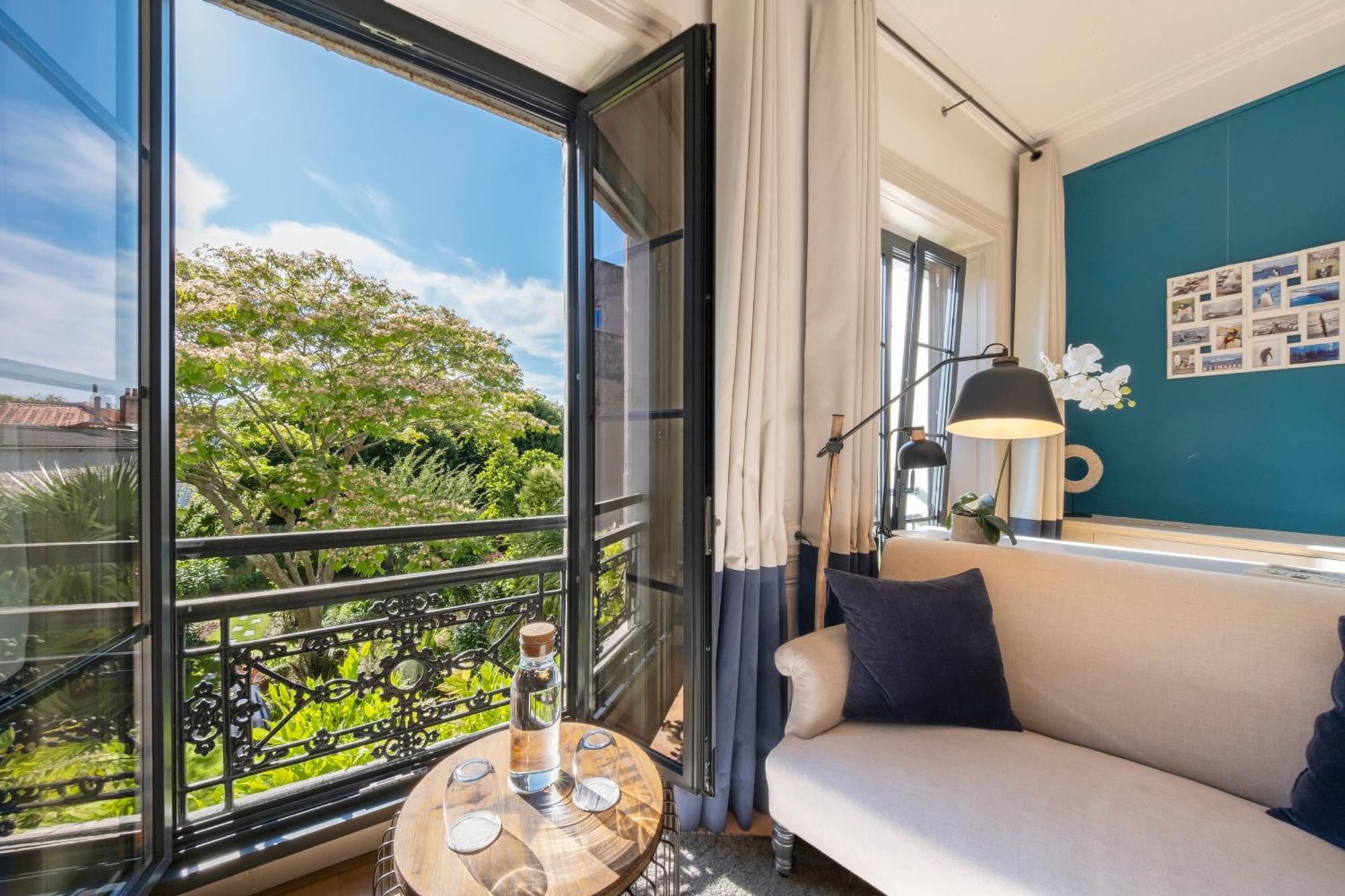Escale Rochelaise, Gite Urbain Avec Spa Bain Nordique Et Sauna Tonneau Ла-Рошель Экстерьер фото